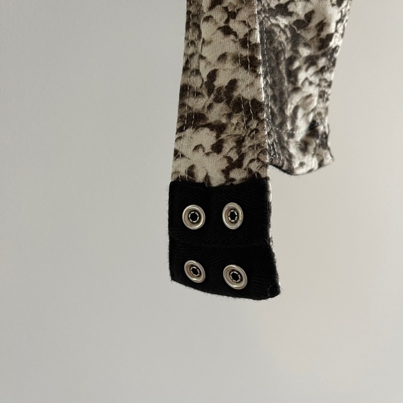 Pam + Gela snake print tee bodysuit - Picture 3 of 4